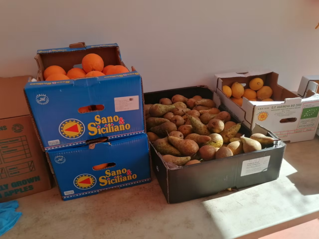 Article- A Community Kitchen in Kilburn: Food Bus Visits GCK!