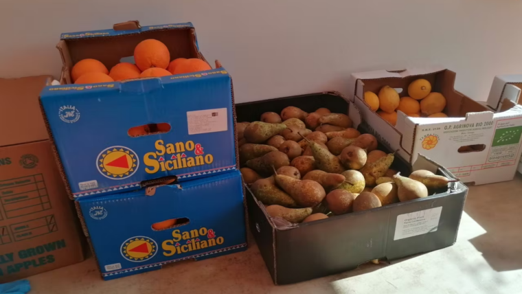 Article- A Community Kitchen in Kilburn: Food Bus Visits GCK!